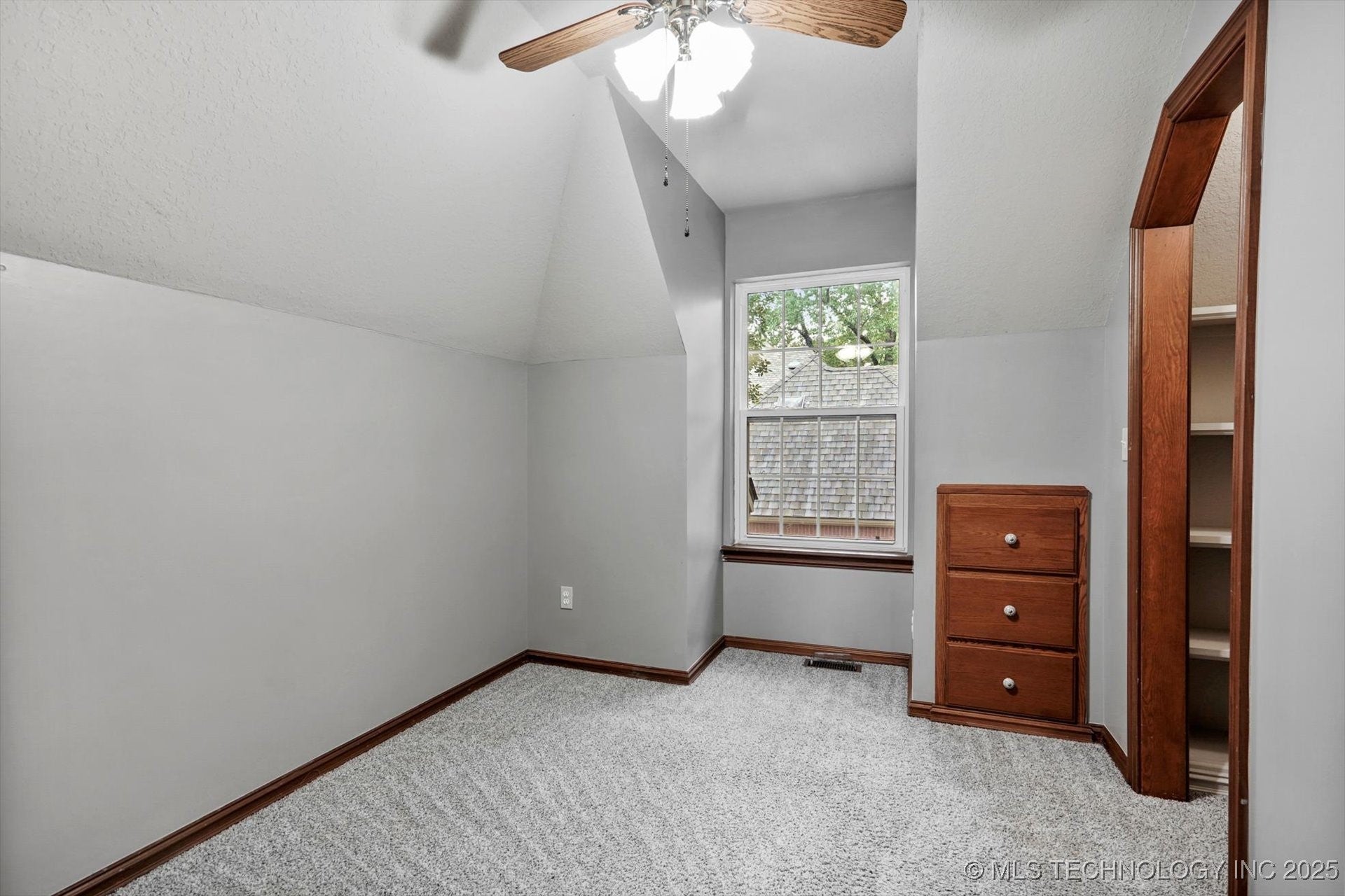 Tulsa, Oklahoma, 74137, United States, 5 Bedrooms Bedrooms, ,7 BathroomsBathrooms,Residential,Active,1954031