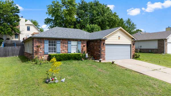 1817 N IRONWOOD PL, BROKEN ARROW, OK 74012, photo 2 of 34