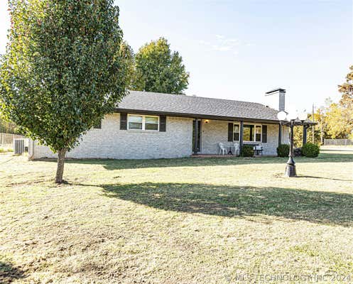 18 W 1ST ST, DURANT, OK 74701 - Image 1