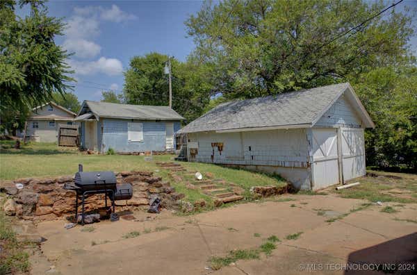 315 W 9TH AVE, BRISTOW, OK 74010, photo 4 of 6