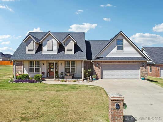 402 FAIRWAY CIR, GROVE, OK 74344 - Image 1