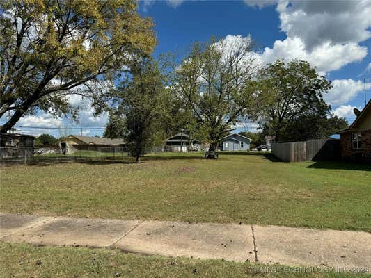 801 S OSAGE AVE, OKMULGEE, OK 74447 - Image 1