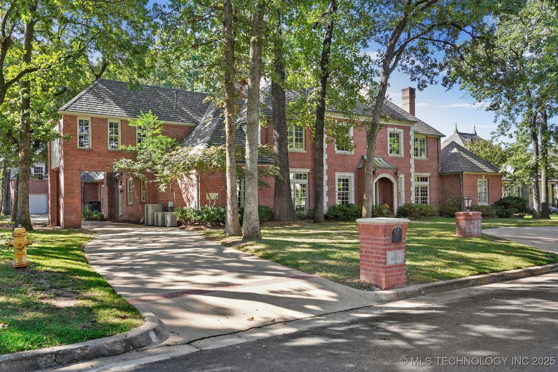 Tulsa, Oklahoma, 74137, United States, 5 Bedrooms Bedrooms, ,7 BathroomsBathrooms,Residential,Active,1954031