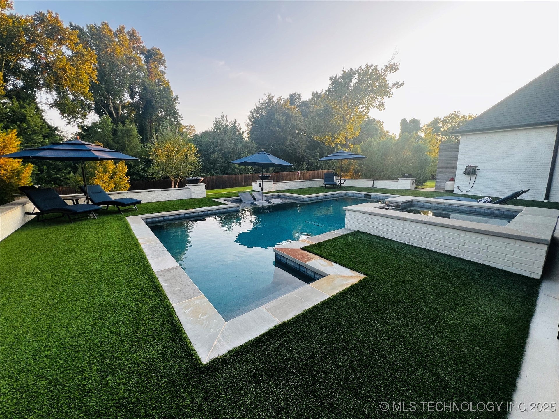 Muskogee, Oklahoma, 74403, United States, 4 Bedrooms Bedrooms, ,6 BathroomsBathrooms,Residential,Active,1945479