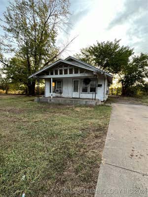 719 S CLEVELAND AVE, CUSHING, OK 74023 - Image 1