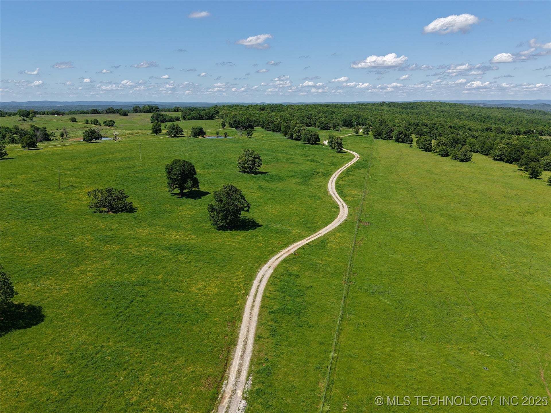 Stigler, Oklahoma, 74462, United States, ,2 BathroomsBathrooms,Residential,Active,1806980