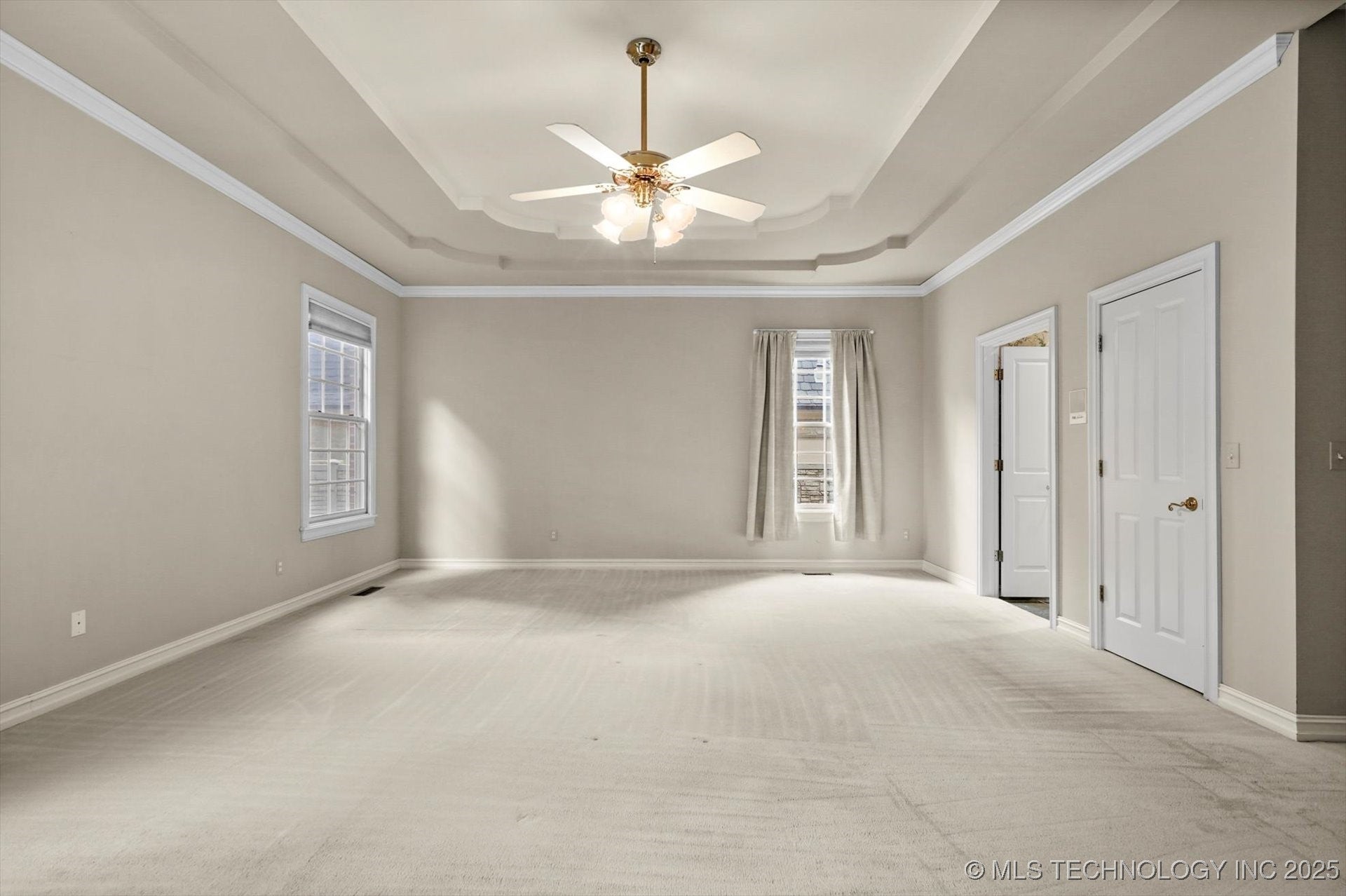 Tulsa, Oklahoma, 74137, United States, 5 Bedrooms Bedrooms, ,7 BathroomsBathrooms,Residential,Active,1954031