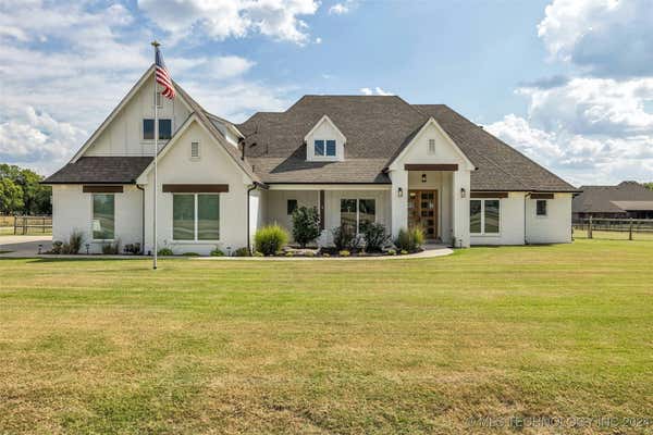 5256 E HICKORY HOLLOW DR, CLAREMORE, OK 74019 - Image 1