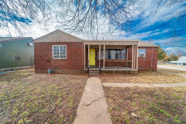 2301 S DEWEY AVE, BARTLESVILLE, OK 74003 - Image 1