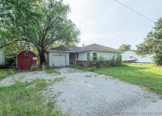 1127 S RUSSELL ST, SKIATOOK, OK 74070, photo 2 of 13