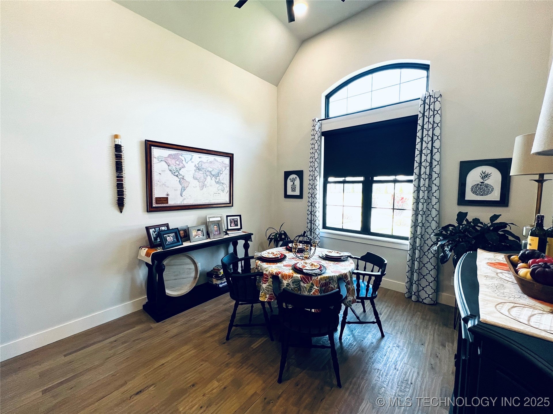 Muskogee, Oklahoma, 74403, United States, 4 Bedrooms Bedrooms, ,6 BathroomsBathrooms,Residential,Active,1945479