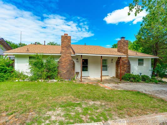 702 S CONSTANT AVE, ADA, OK 74820 - Image 1