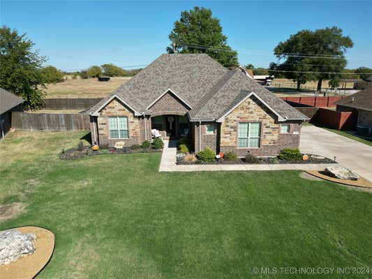 303 WANDERING WAY, ARDMORE, OK 73401 - Image 1