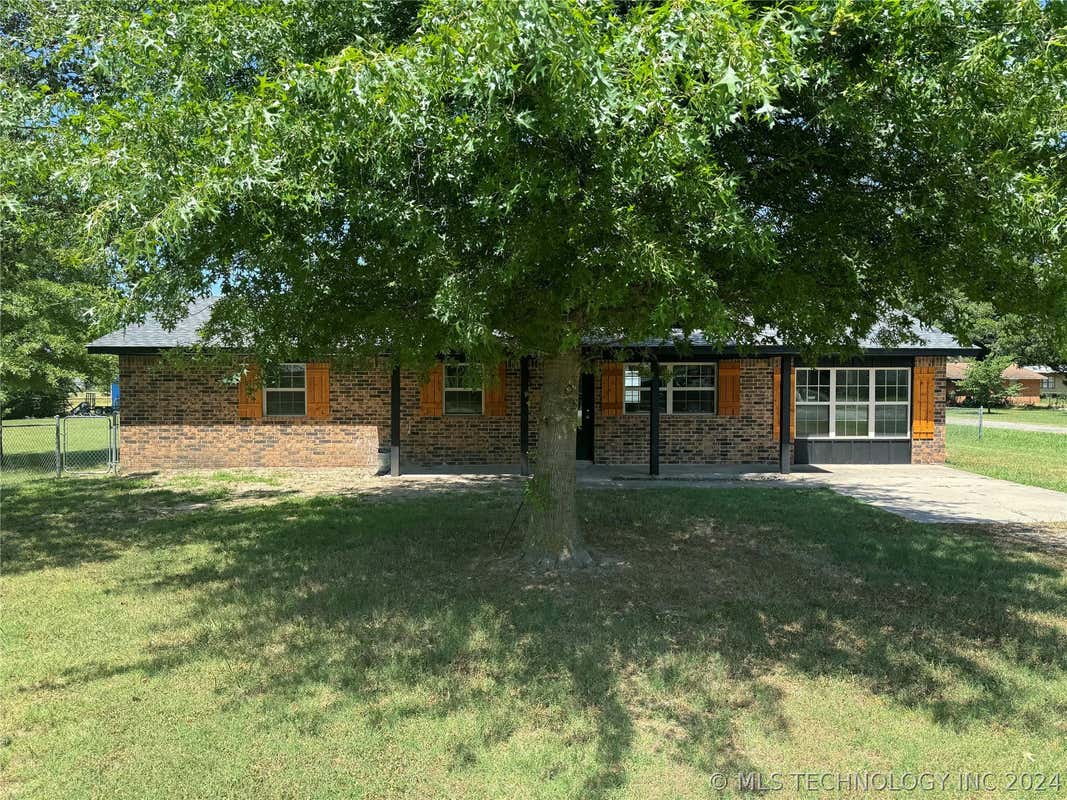 301 S BOSTON, ALLEN, OK 74825, photo 1 of 26