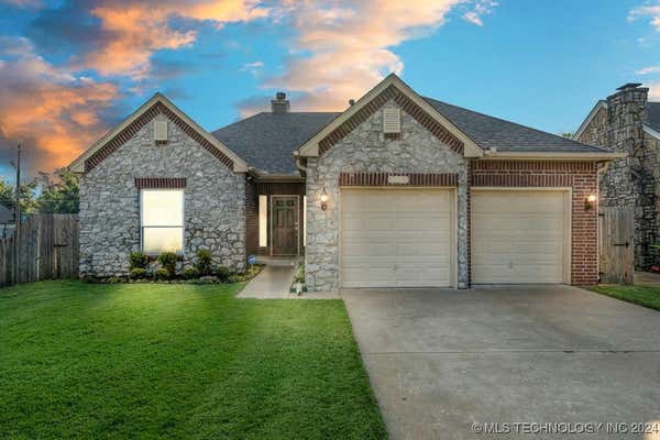 1227 S COLUMBIA PL, TULSA, OK 74104 - Image 1