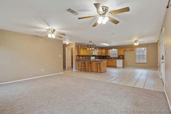 78 VAN ZANDT LN, MEAD, OK 73449, photo 4 of 50