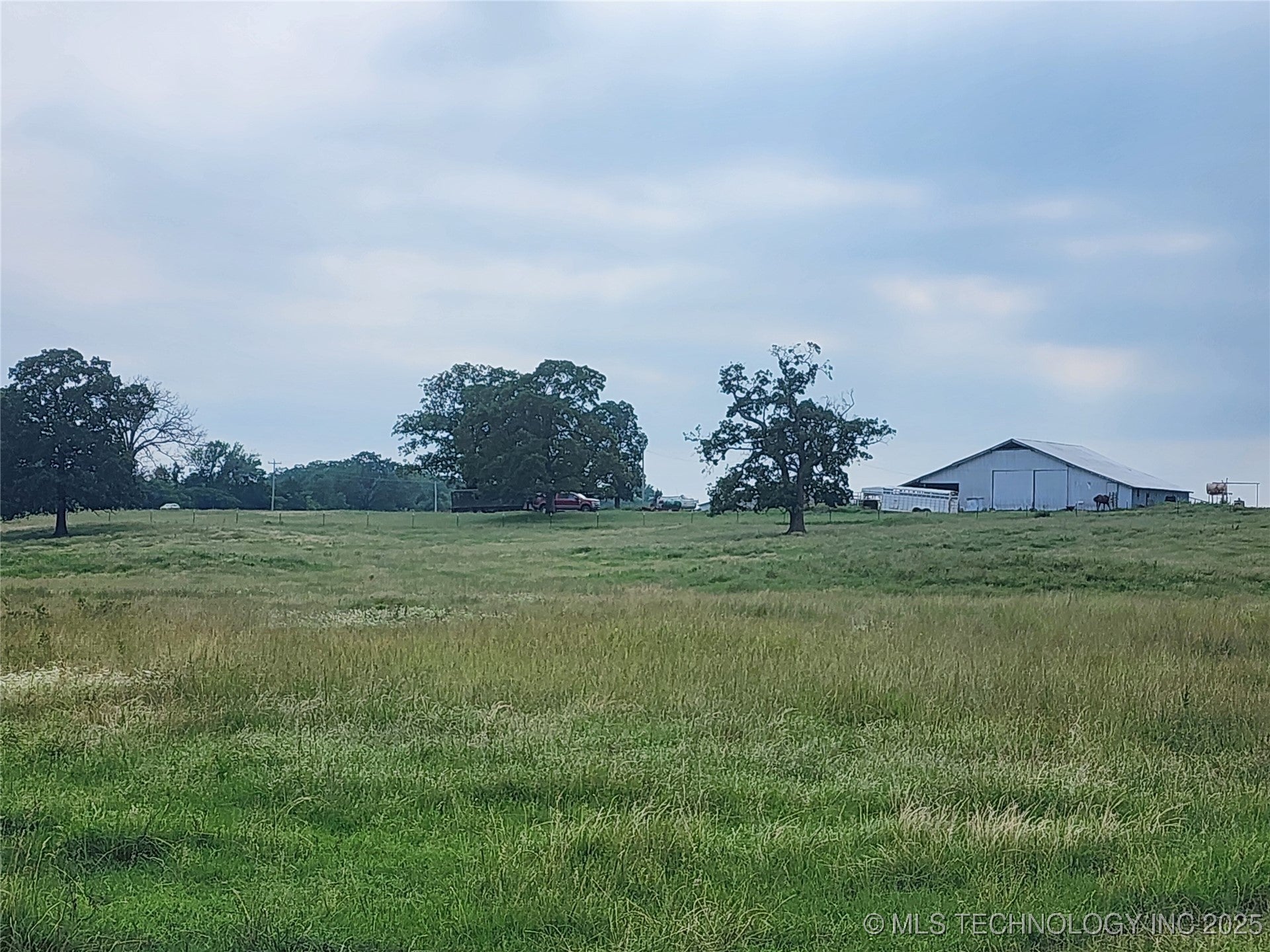 Talihina, Oklahoma, 74571, United States, ,2 BathroomsBathrooms,Residential,Active,1820338