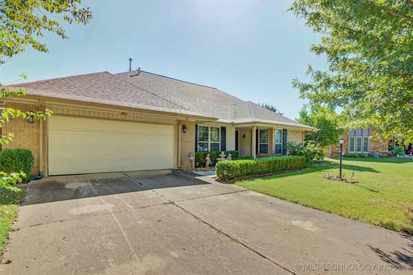 8027 S LAKEWOOD AVE, TULSA, OK 74136 - Image 1