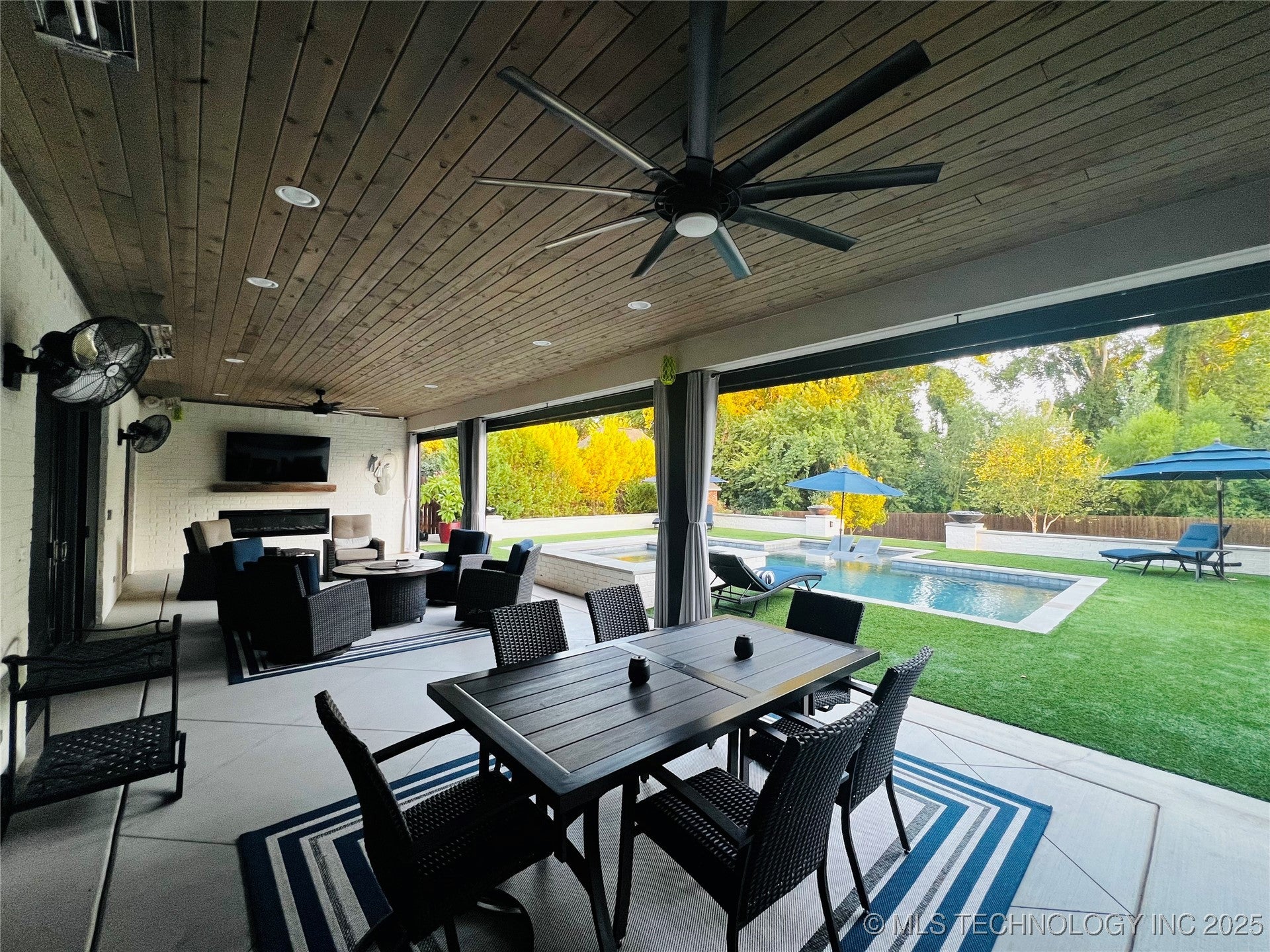 Muskogee, Oklahoma, 74403, United States, 4 Bedrooms Bedrooms, ,6 BathroomsBathrooms,Residential,Active,1945479