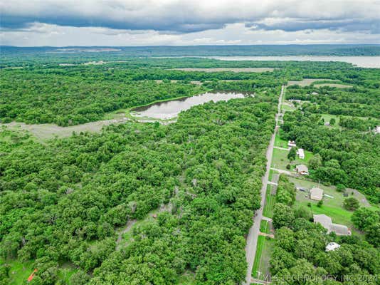 0001 N CLEAR CREEK ROAD, HULBERT, OK 74441 - Image 1