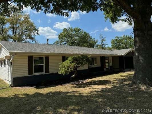 1335 N MCFARLAND PL, CLAREMORE, OK 74017 - Image 1