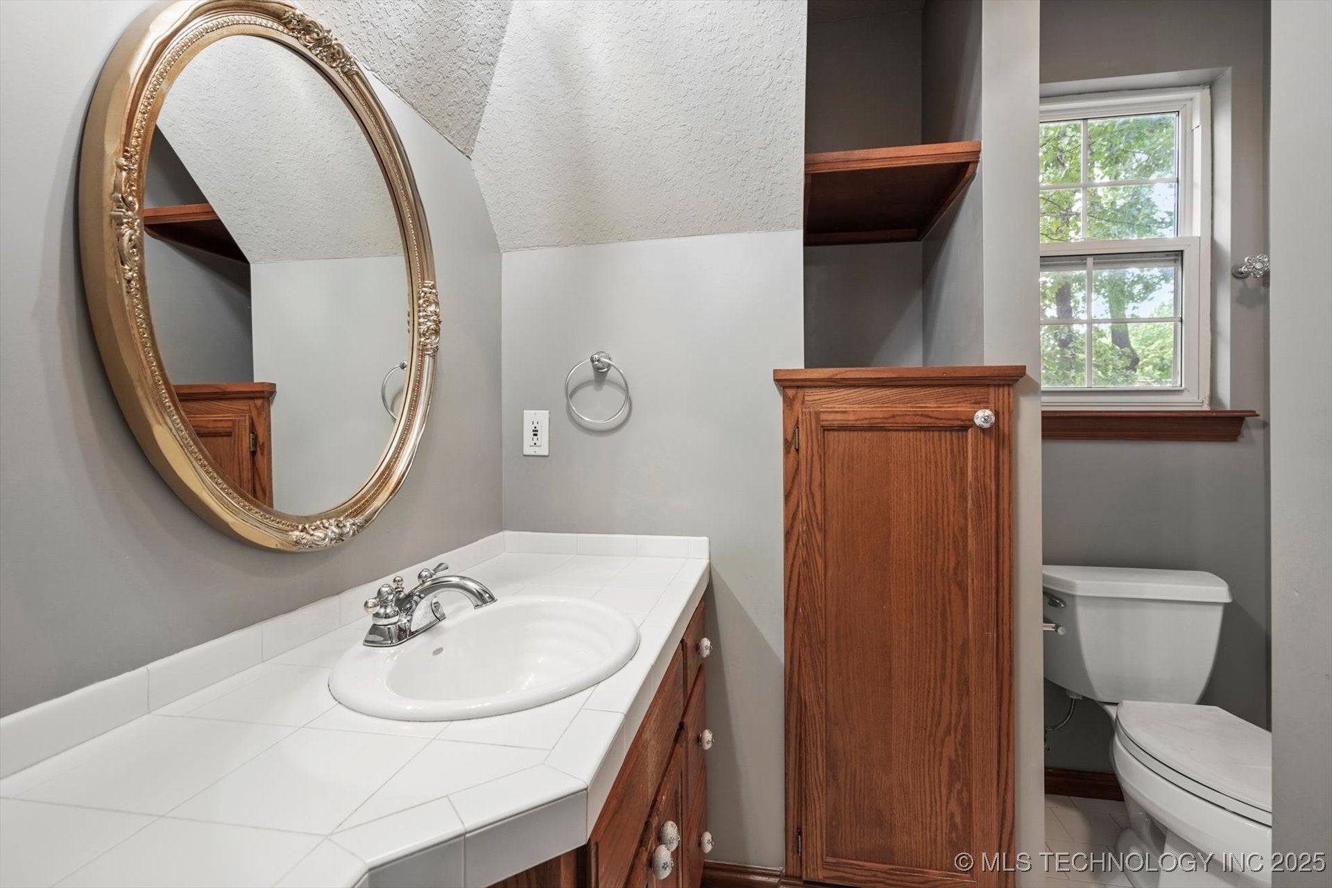 Tulsa, Oklahoma, 74137, United States, 5 Bedrooms Bedrooms, ,7 BathroomsBathrooms,Residential,Active,1954031