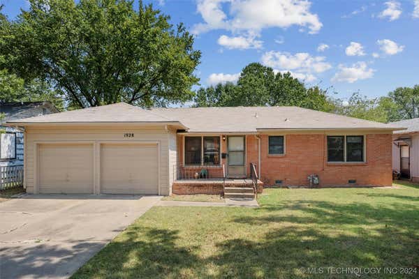 1928 S SANTA FE AVE, BARTLESVILLE, OK 74003 - Image 1