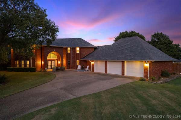 411 WINCREST CIR, POTEAU, OK 74953 - Image 1