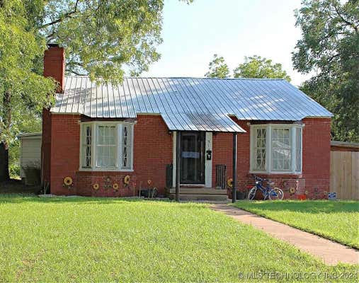 313 E B AVE, WAURIKA, OK 73573 - Image 1