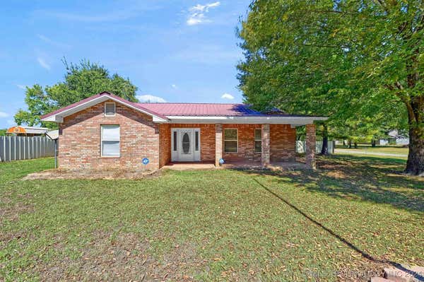 124 WALNUT AVE, COLBERT, OK 74733 - Image 1