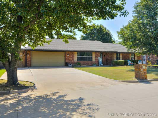 208 S SALLY LN, DEWEY, OK 74029 - Image 1