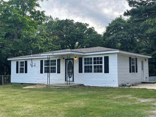 209 N RUSSELL AVE, ATOKA, OK 74525 - Image 1