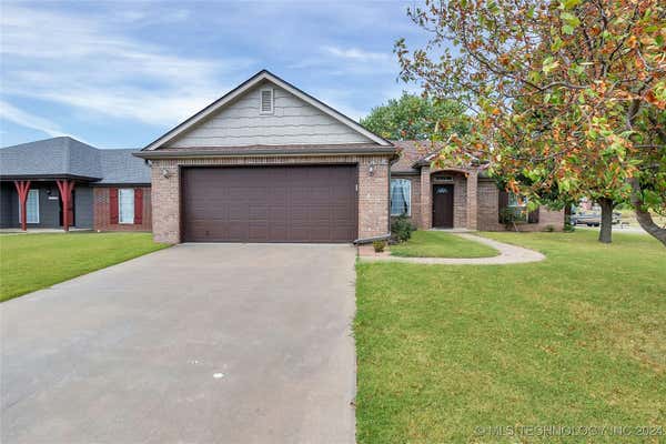 2831 RODEO DR, CLAREMORE, OK 74017 - Image 1