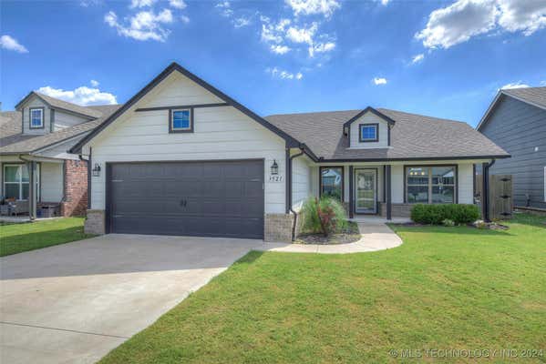 3521 E ROCKPORT ST, BROKEN ARROW, OK 74014 - Image 1