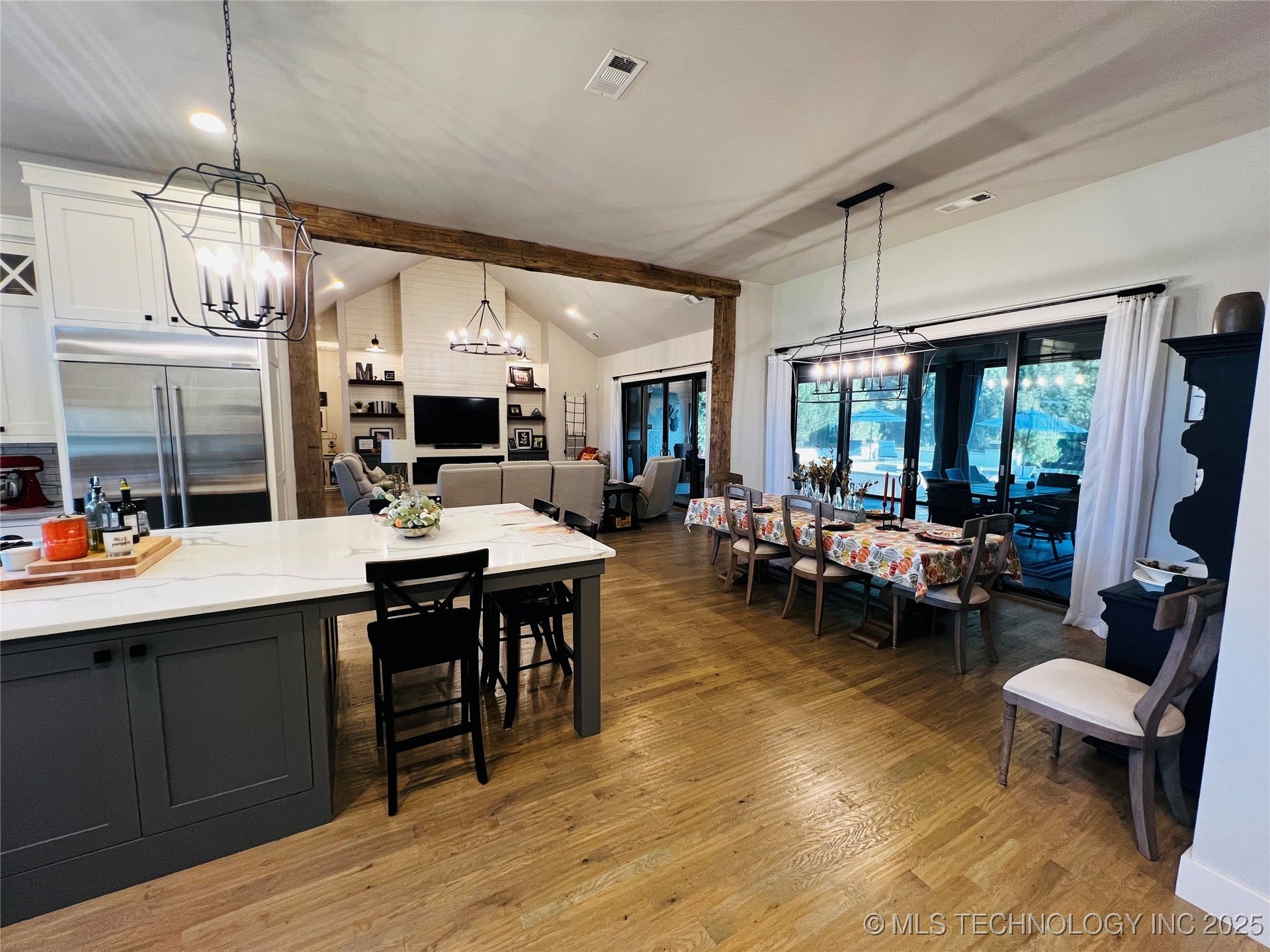 Muskogee, Oklahoma, 74403, United States, 4 Bedrooms Bedrooms, ,6 BathroomsBathrooms,Residential,Active,1945479