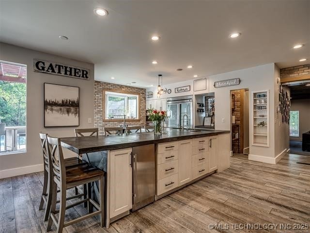 Catoosa, Oklahoma, 74015, United States, 7 Bedrooms Bedrooms, ,6 BathroomsBathrooms,Residential,Active,2003555