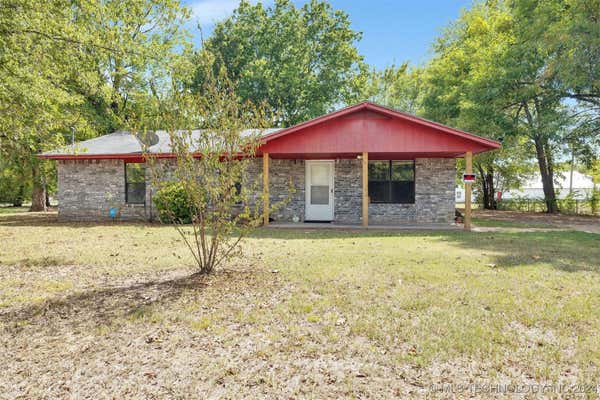 805 W 1ST ST, HUGO, OK 74743 - Image 1