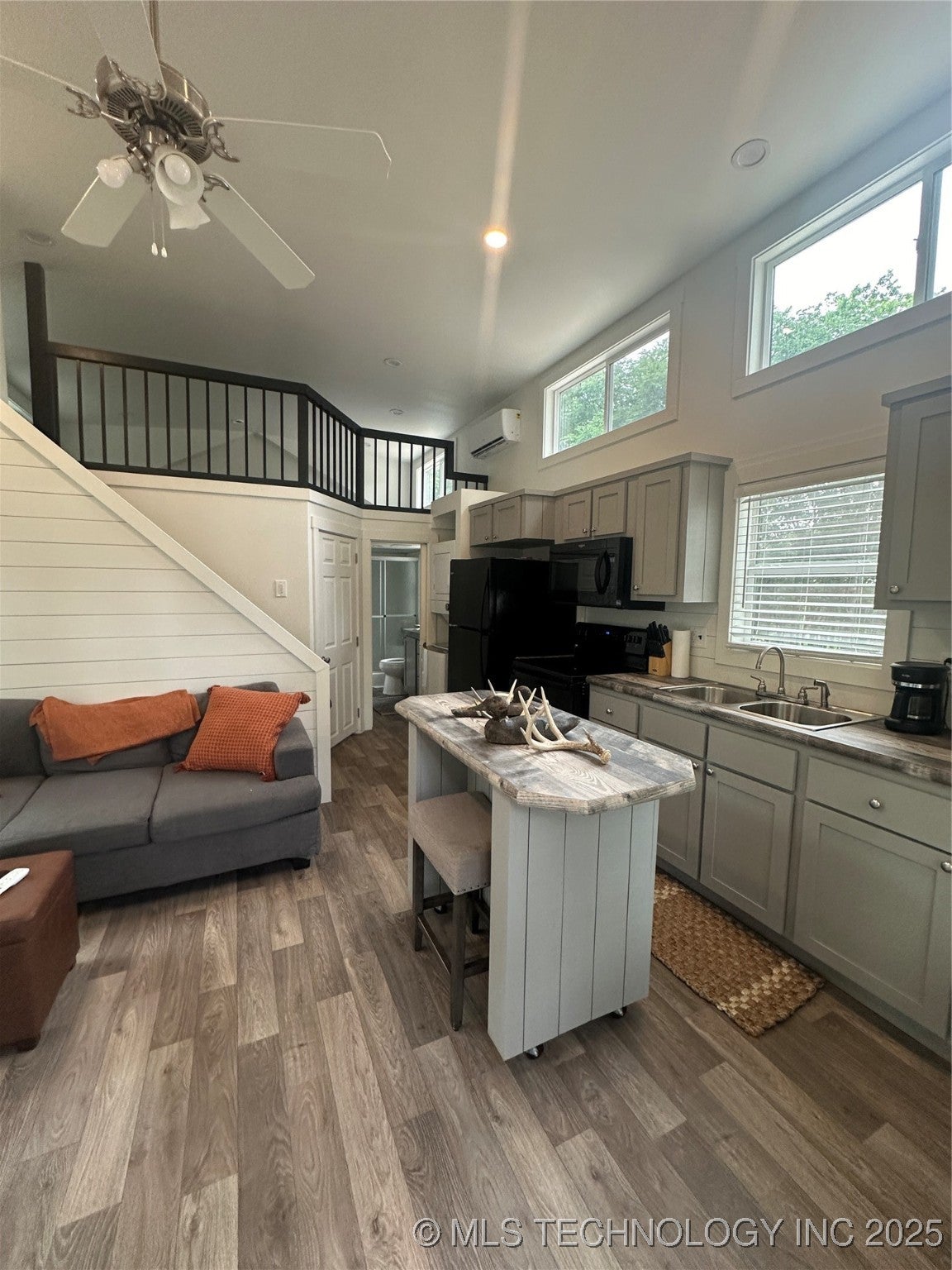 Wister, Oklahoma, 74966, United States, ,3 BathroomsBathrooms,Residential,Active,1843831