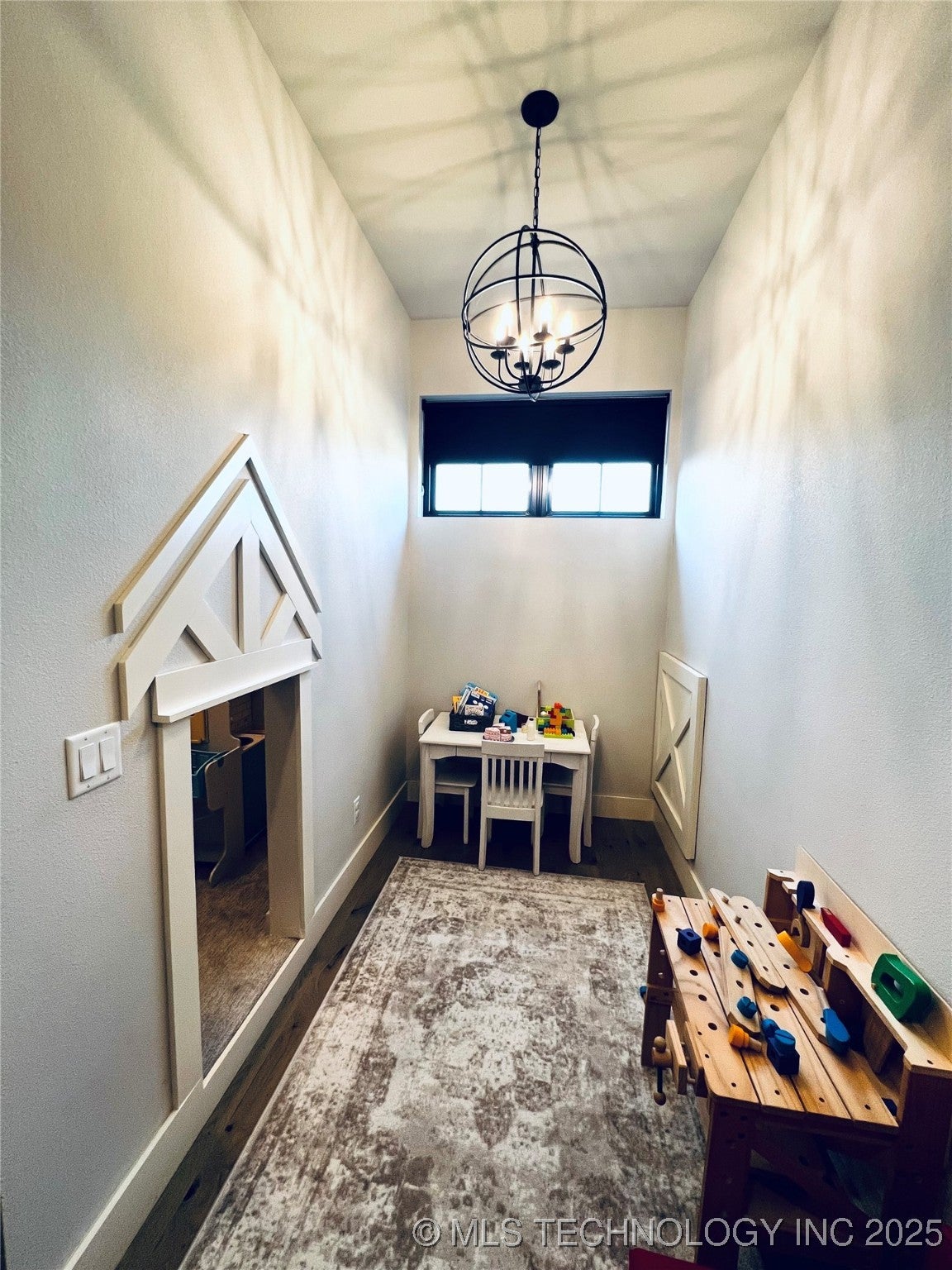 Muskogee, Oklahoma, 74403, United States, 4 Bedrooms Bedrooms, ,6 BathroomsBathrooms,Residential,Active,1945479