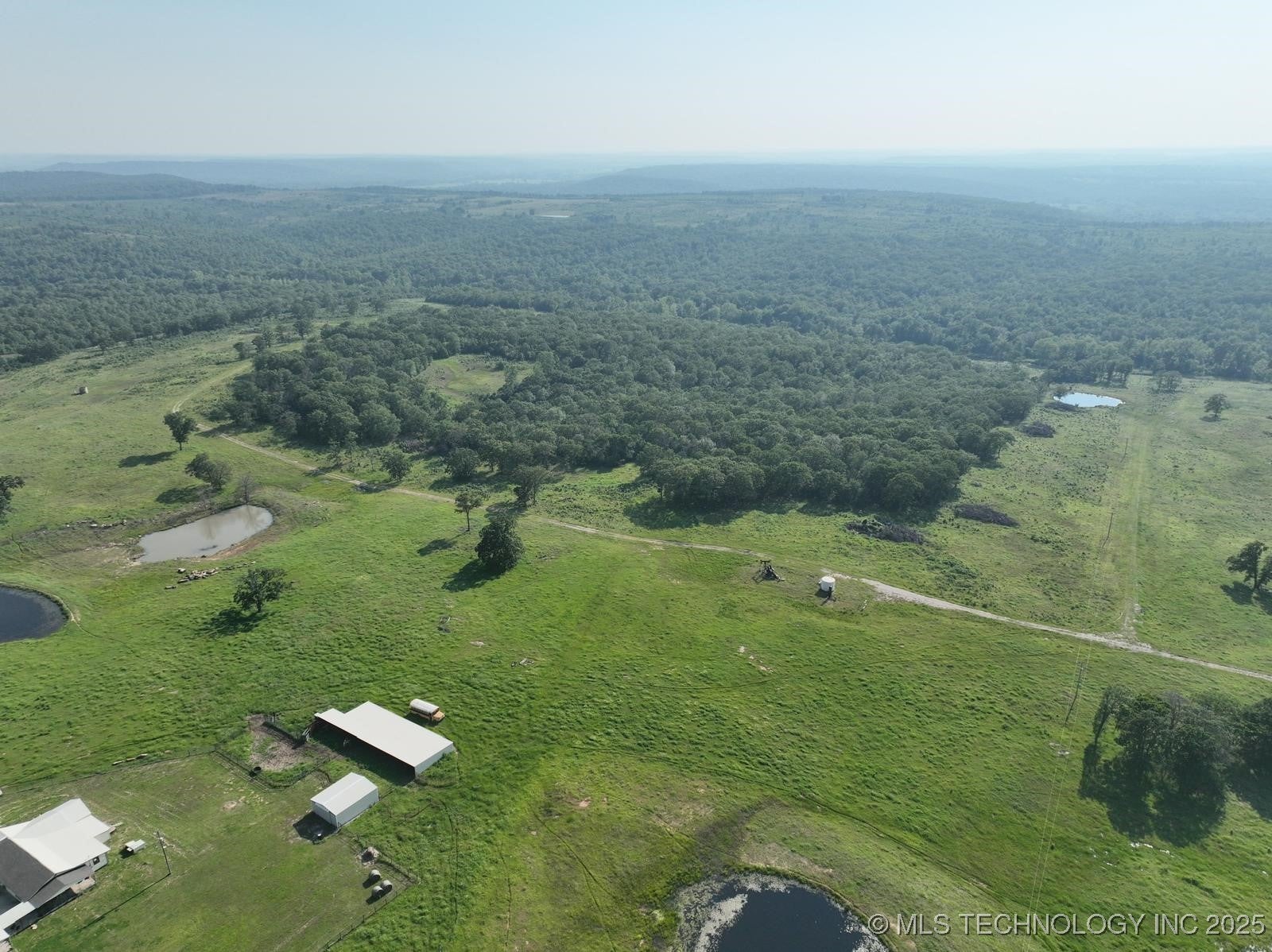 Weleetka, Oklahoma, 74880, United States, 3 Bedrooms Bedrooms, ,2 BathroomsBathrooms,Residential,Active,1999928