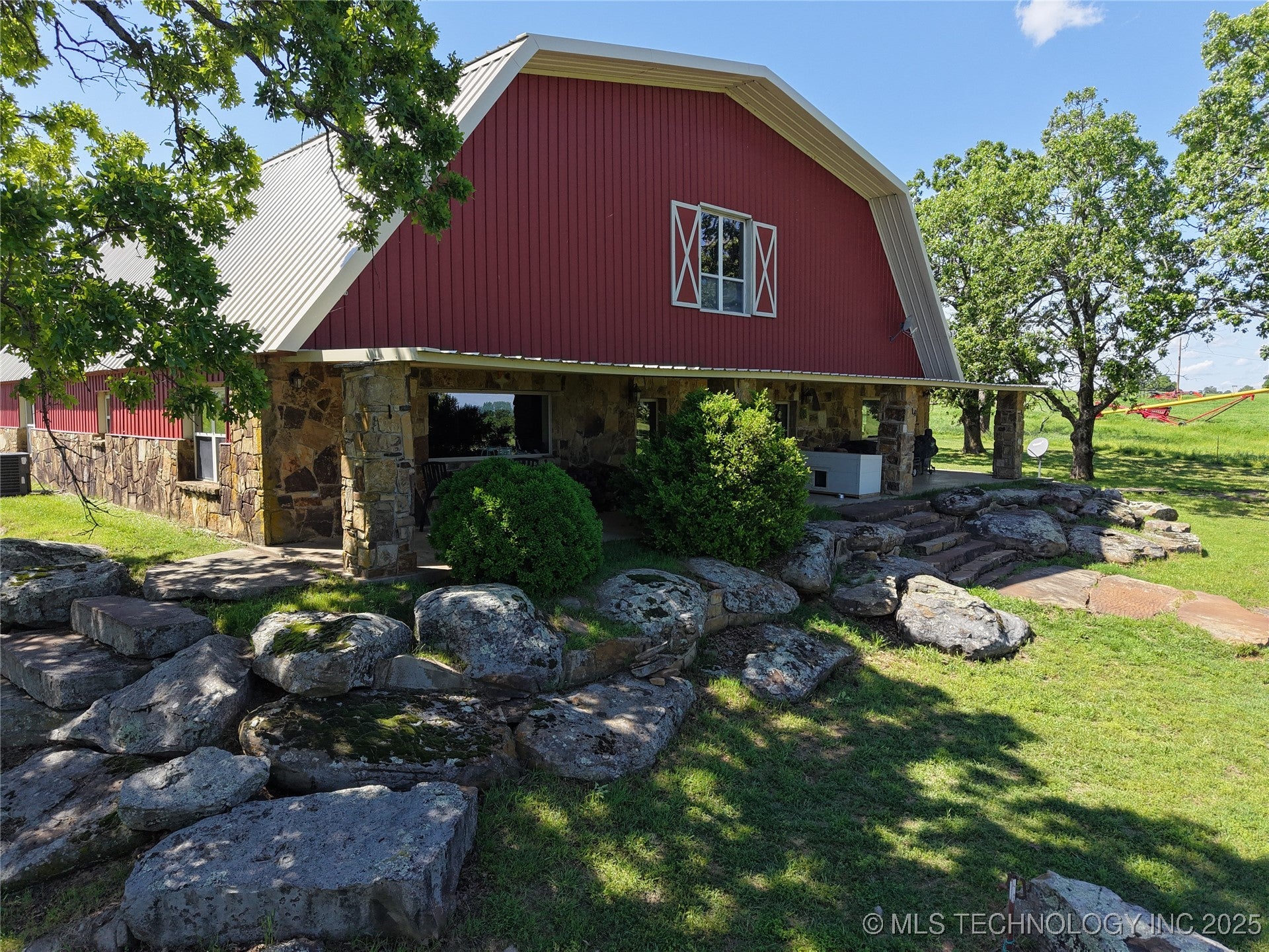 Stigler, Oklahoma, 74462, United States, ,2 BathroomsBathrooms,Residential,Active,1806980