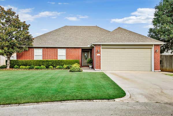 110 REDBUD ST, MANNFORD, OK 74044 - Image 1