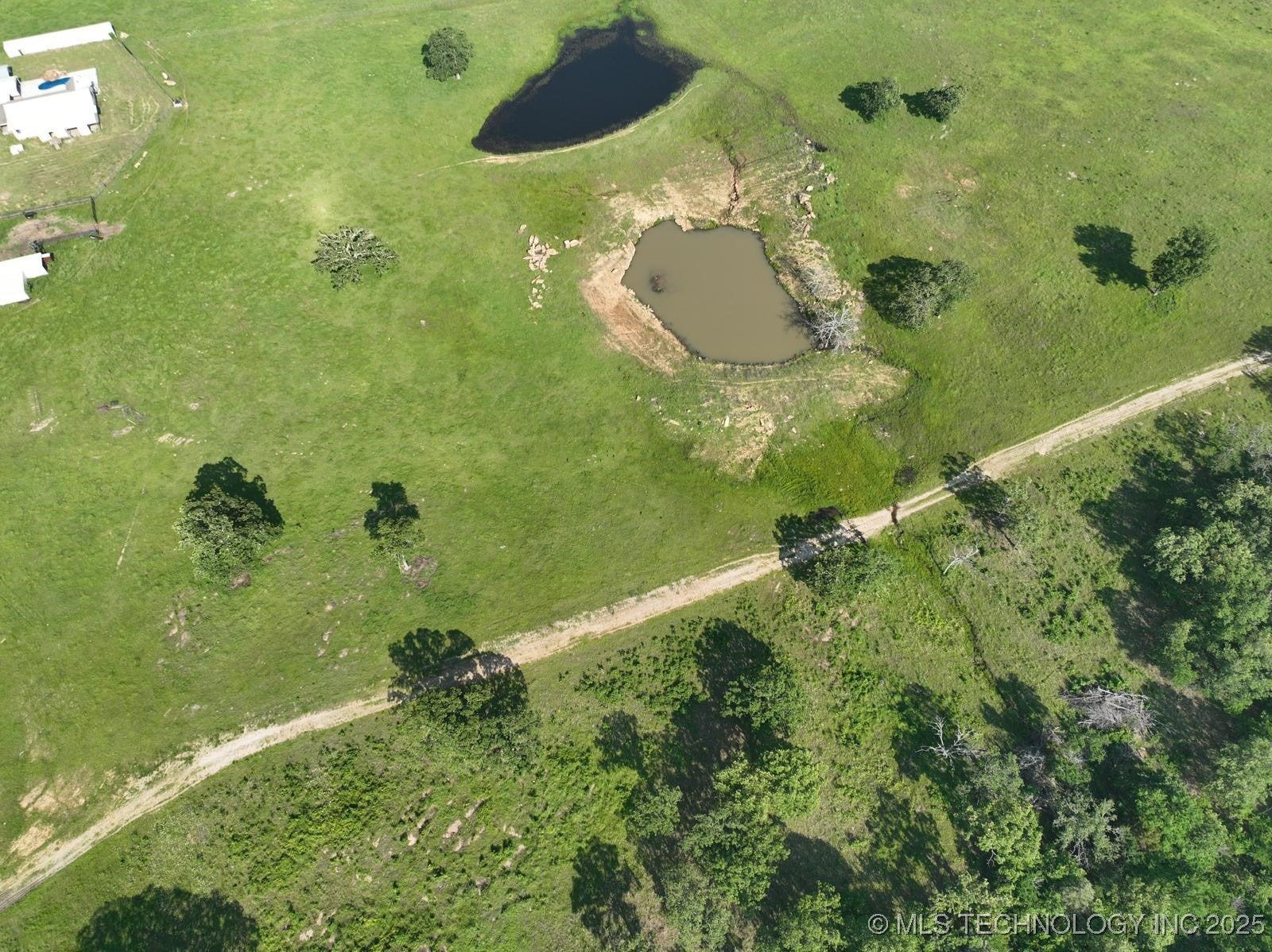 Weleetka, Oklahoma, 74880, United States, 3 Bedrooms Bedrooms, ,2 BathroomsBathrooms,Residential,Active,1999928