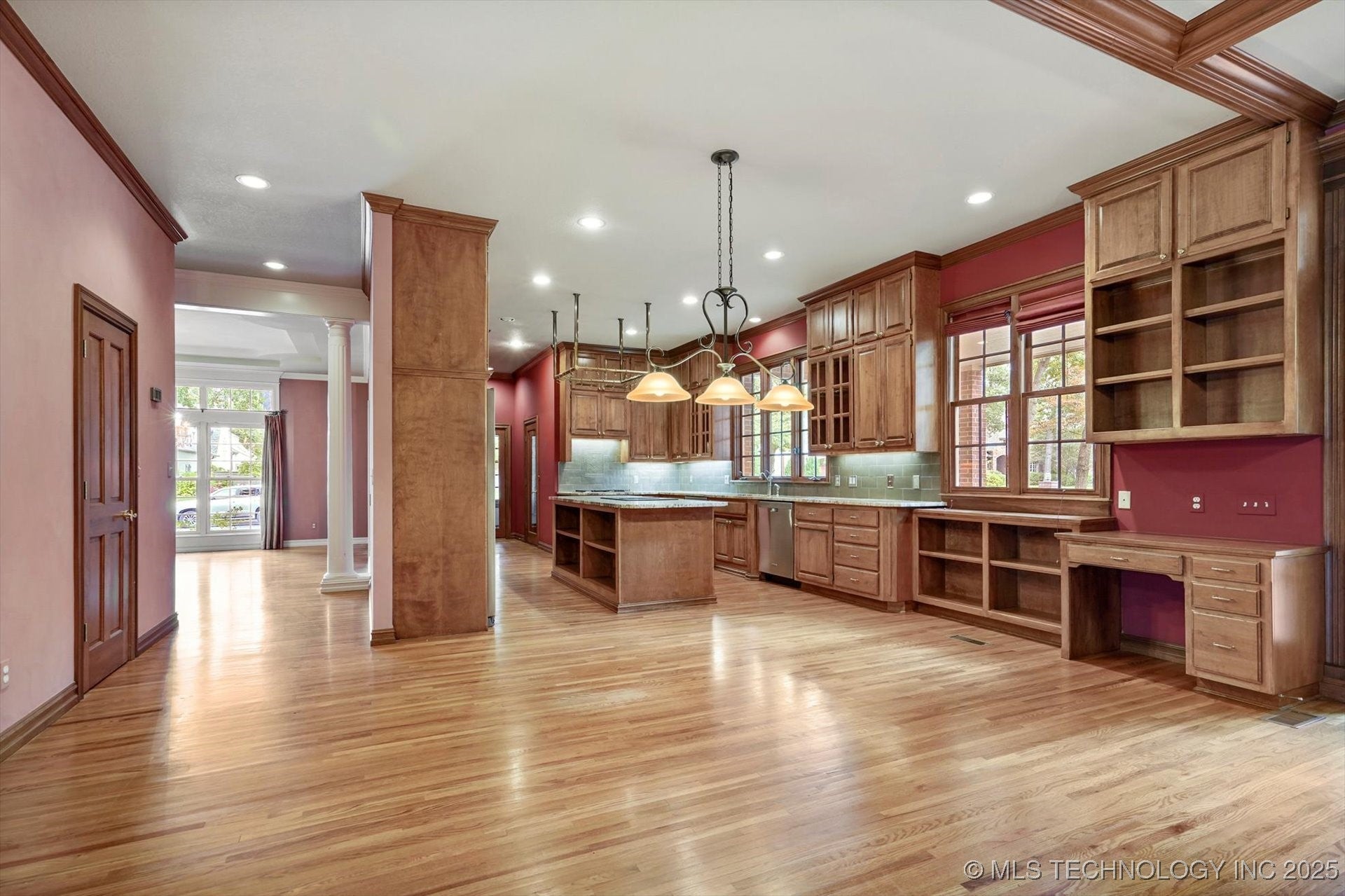 Tulsa, Oklahoma, 74137, United States, 5 Bedrooms Bedrooms, ,7 BathroomsBathrooms,Residential,Active,1954031