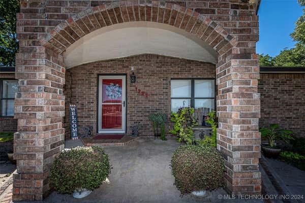 1202 N PINE ST, WAURIKA, OK 73573, photo 3 of 45