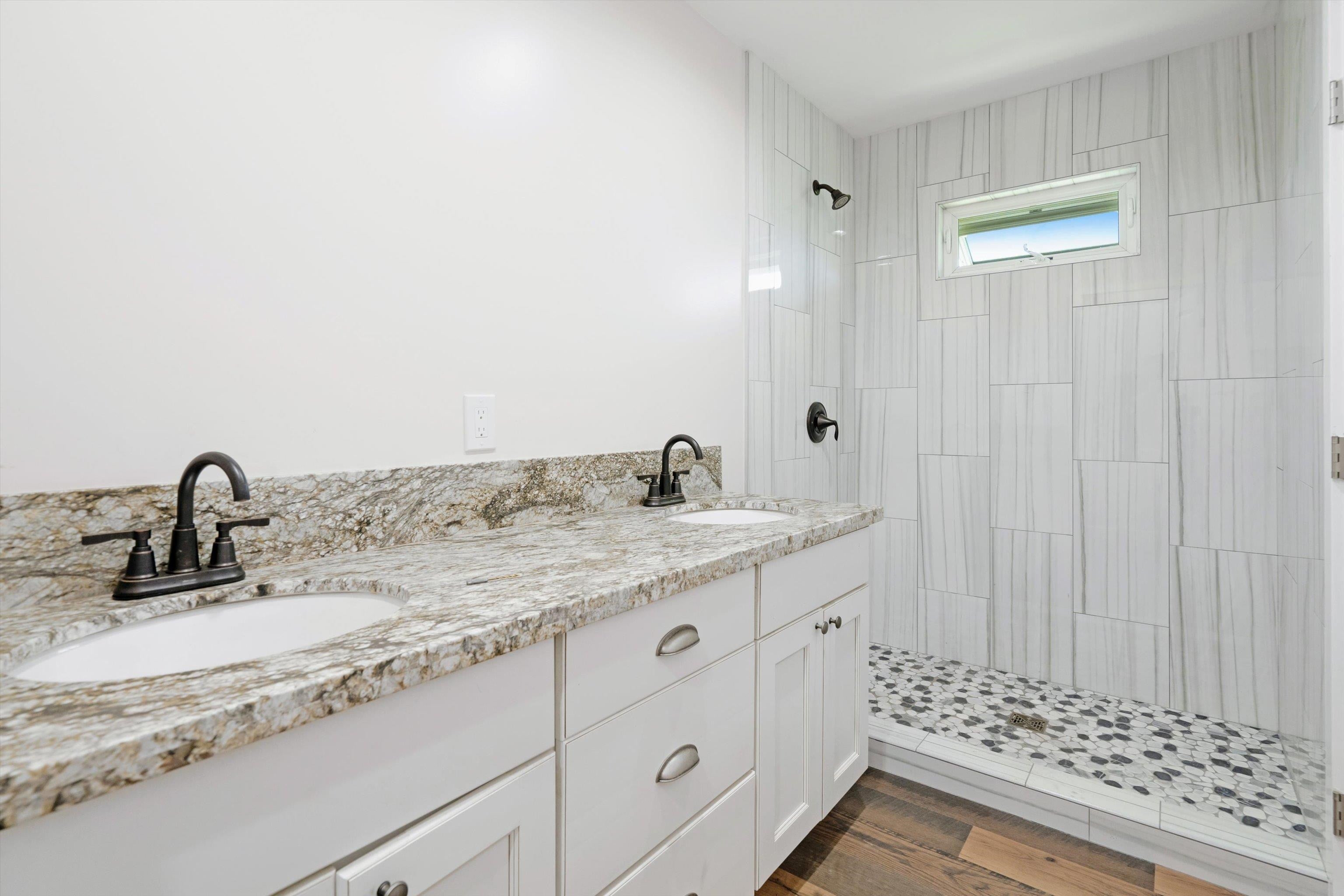 Haiku, Hawaii, 96708, United States, 4 Bedrooms Bedrooms, ,3 BathroomsBathrooms,Residential,Active,1903224