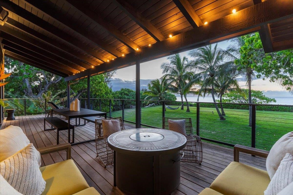 Paia, Hawaii, 96779, United States, 5 Bedrooms Bedrooms, ,3 BathroomsBathrooms,Residential,Active,1843828