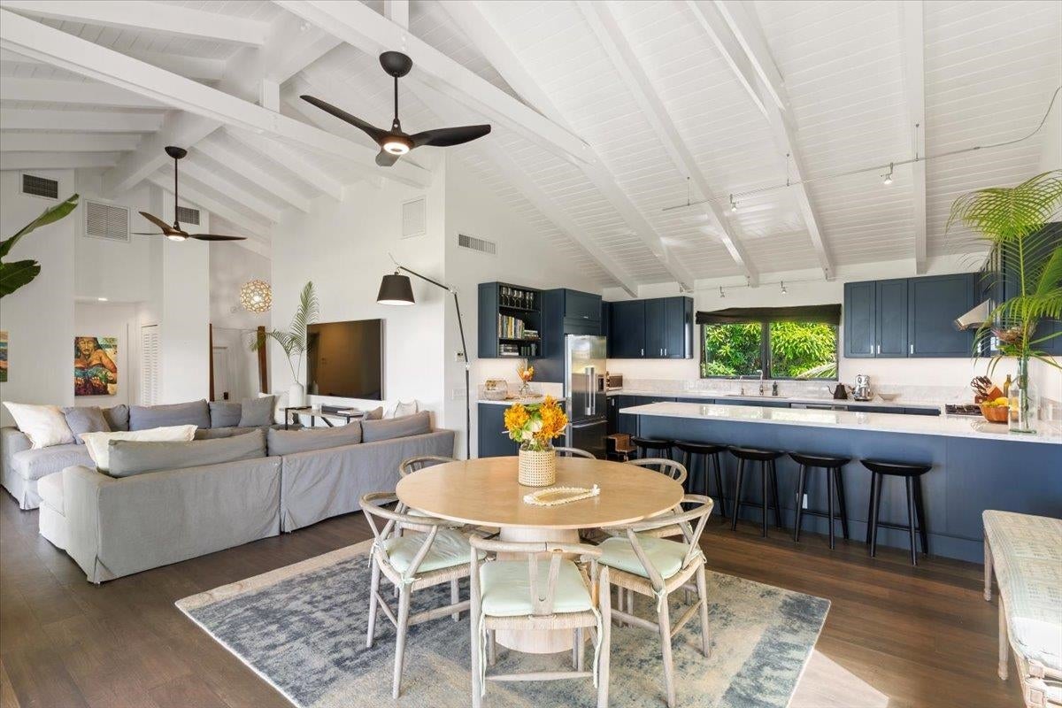 Paia, Hawaii, 96779, United States, 5 Bedrooms Bedrooms, ,3 BathroomsBathrooms,Residential,Active,1843828