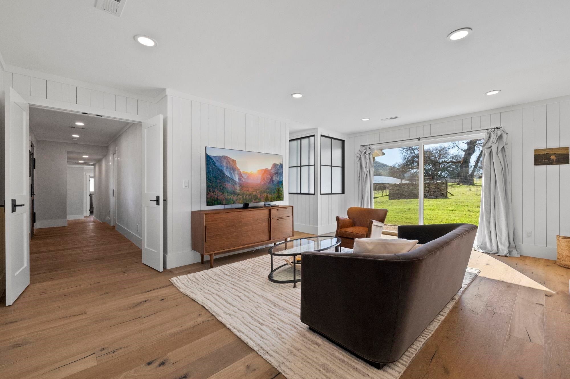 Angels Camp, California, 95222, United States, 4 Bedrooms Bedrooms, ,4 BathroomsBathrooms,Residential,Active,2015240