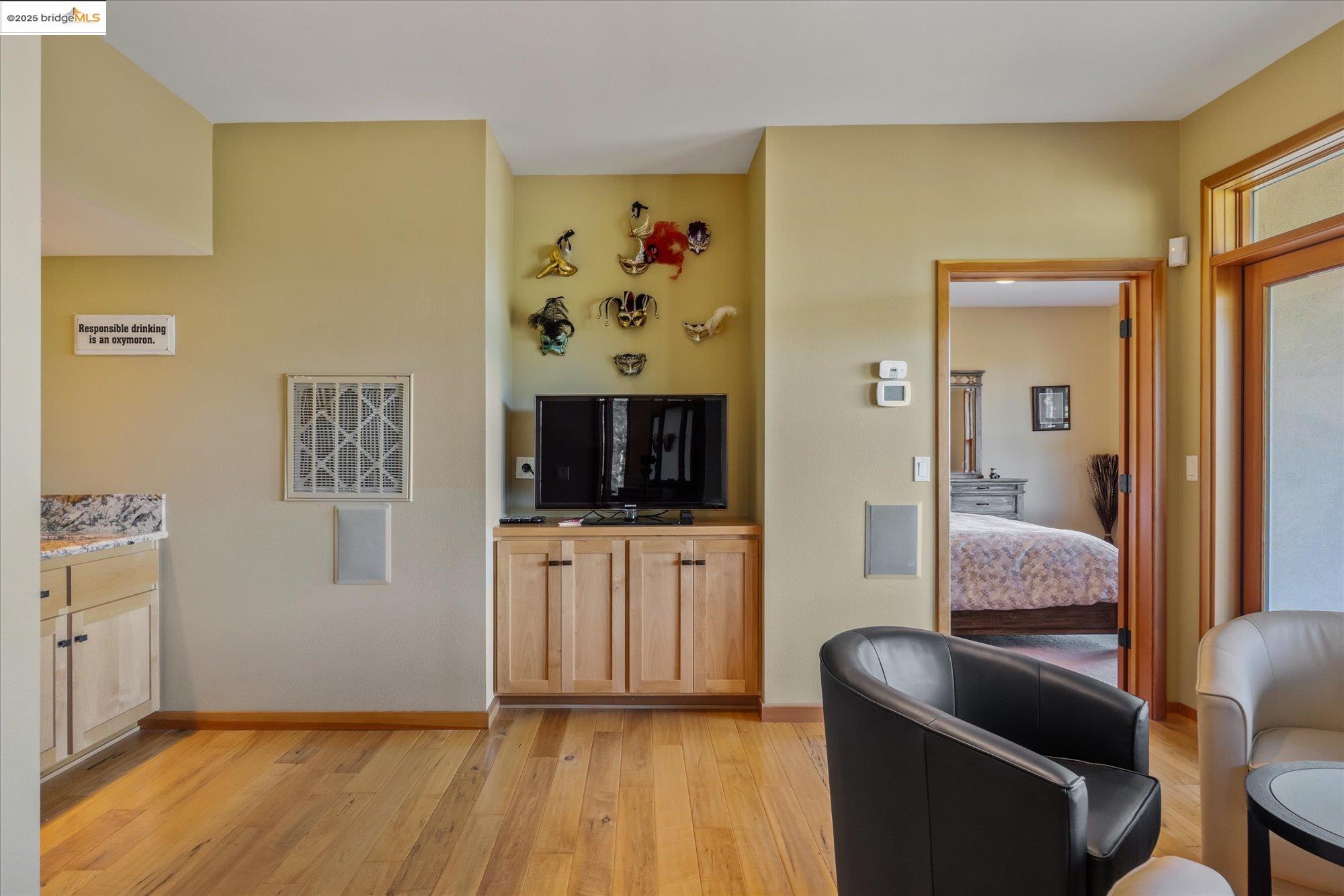 Murphys, California, 95247, United States, 4 Bedrooms Bedrooms, ,5 BathroomsBathrooms,Residential,Active,1987260